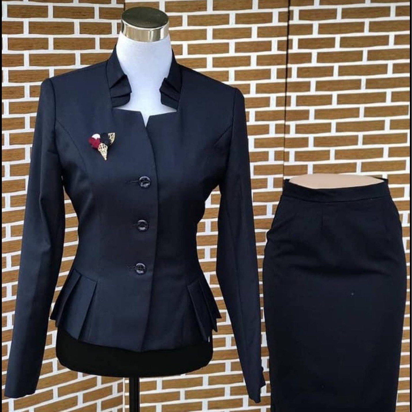 Classic Black Ladies Suit Set